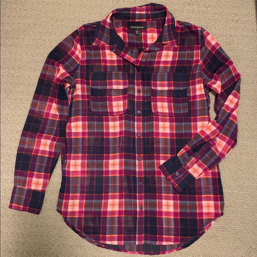 Banana Republic Shirt, made of sheer chiffon with a pink and blue plaid pattern
